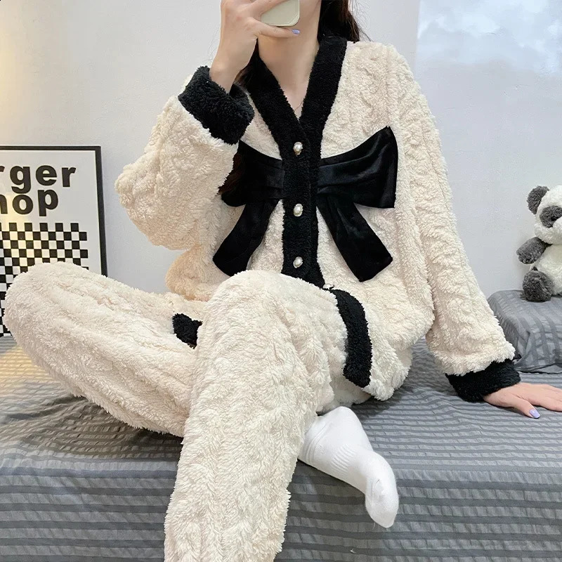 Autumnwinter Season High-end Coral Fleece Pajama Set Womens Long Sleeve Loose-fit Thickened Warm Suit 241105