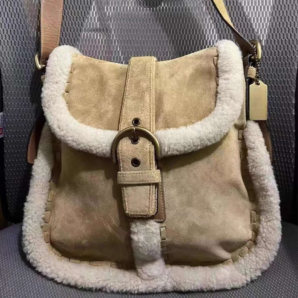 Designer Bag Sherpa Crossbody Bag For Women Vintage Plush Mini Purse Brown Saddle Bag For Winter And Autumn Single Strap Saddle bag