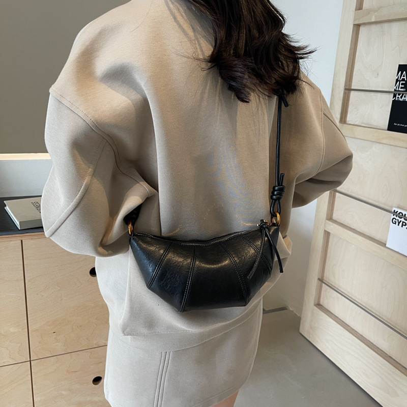 Croissant Female New Versatile Casual Super Hot Dumpling Fashionable Single Shoulder Crossbody Bag Designer Bags Handbags Women