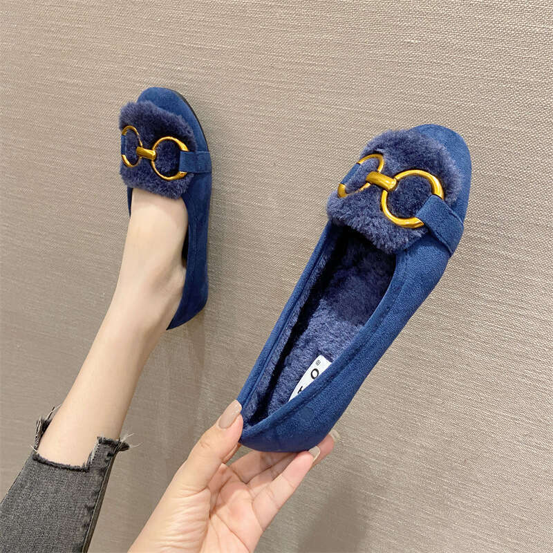 2023 Autumn/Winter New Single Women's Head Metal Buckle Hairy With Velvet Flat Bottom Outer Shallow Mouth Bean Shoes
