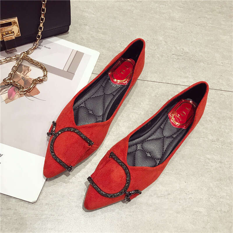 2023 Autumn Fashion Versatile Pointed Shallow Mouth Water Diamond Button Flat Follow For Women 2Cm Black Suede Scoop Shoes