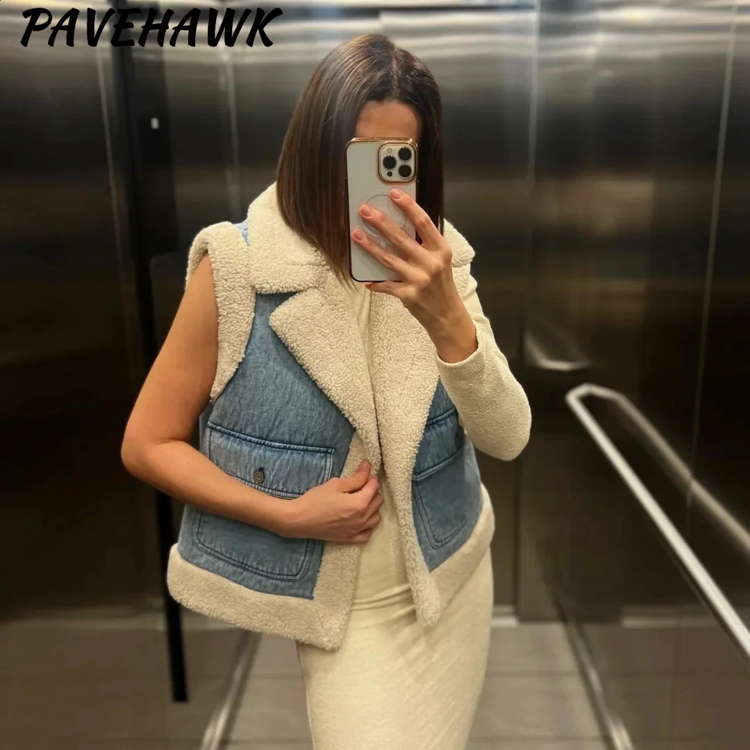 Womens denim wool synthetic sheepskin vest jacket autumn sleeveless pocket jacket casual thick loose fashionable chic jacket 241105