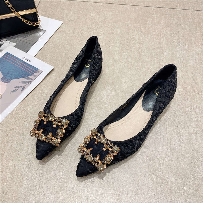 Single Hoe 2023 Pring/Ummer New Item, Veratile For Ladie, With A Thick Heel And Pointed Temperament. Metal Rhinetone Hallow Mouth Mid Heeled Women