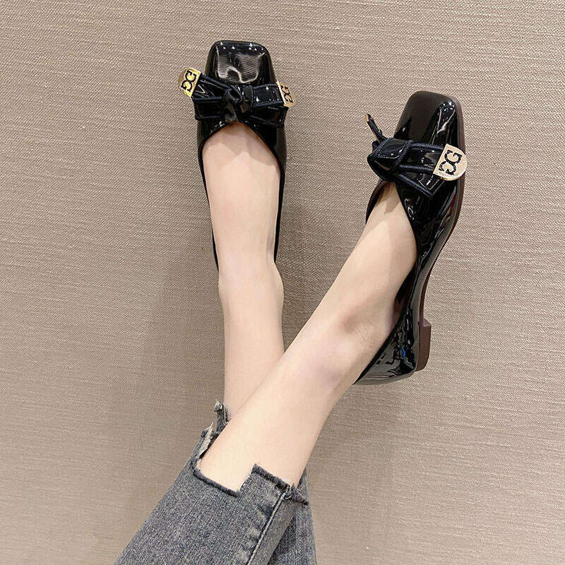2023 Spring New Single Women's Head Lacquer Leather Daily Flat Soft Bottom Butterfly Knot Ladle Shoes