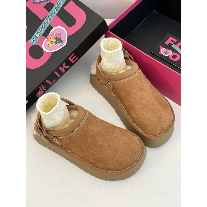 Designer Shoe Thick Soled And Plush Thick Boken Half Dragged Cotton Shoes For Women In The Autumn And Winter Of 2024, Suitable For Wearing Outside And