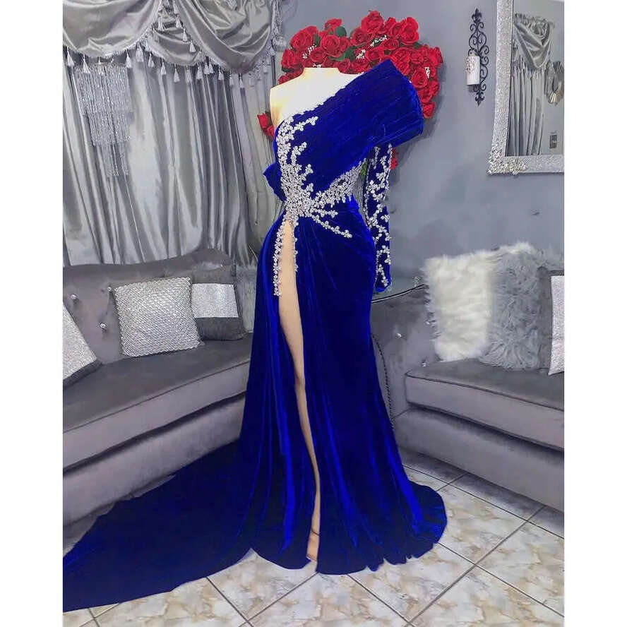 Blue Aso Royal Arabic Ebi Prom Dress Beaded Crystals Sheath Evening Formal Party Second Reception Birthday Engagement Gowns Dresses Robe De Soiree Zj 
