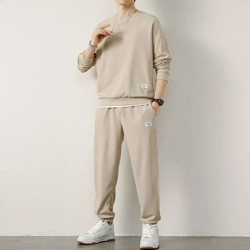 Spring Autumn Long-sleeved Suit Mens T-shirt Casual Set Clothes Solid Color Loose Autumn Sweatshirts Set Men Clothes 241105