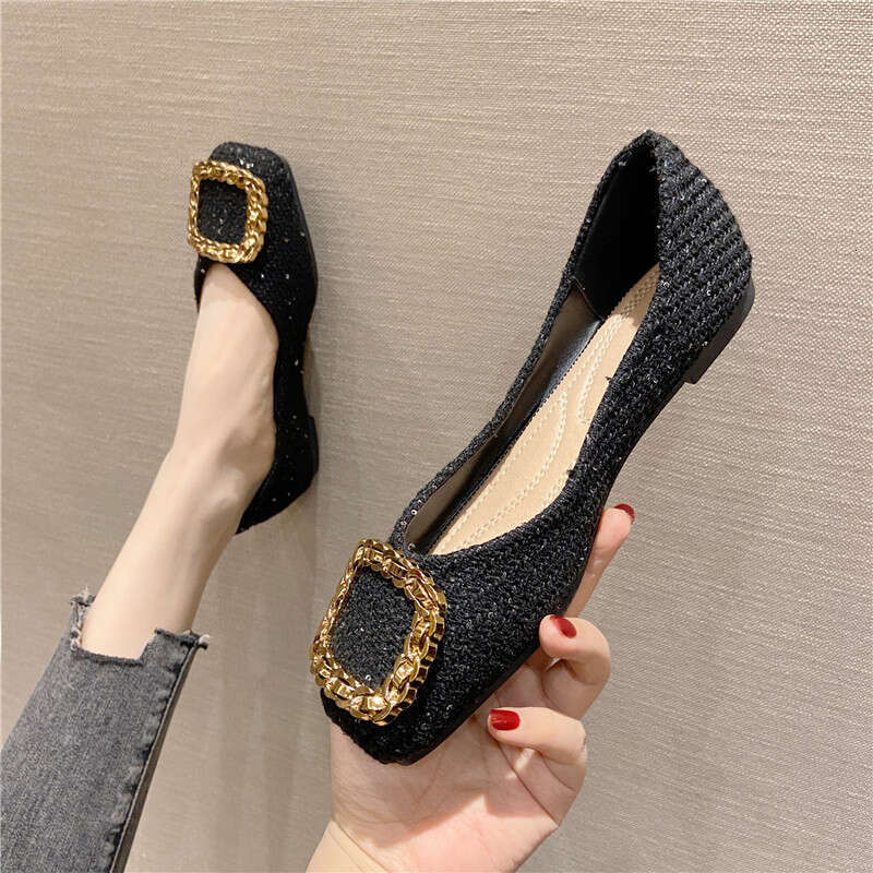 Flat Bottomed Women's Singles 2023 Spring New Style Scoop Versatile Black Red Soft Sole Shallow Mouth Square Toe Cloth Bean Shoes