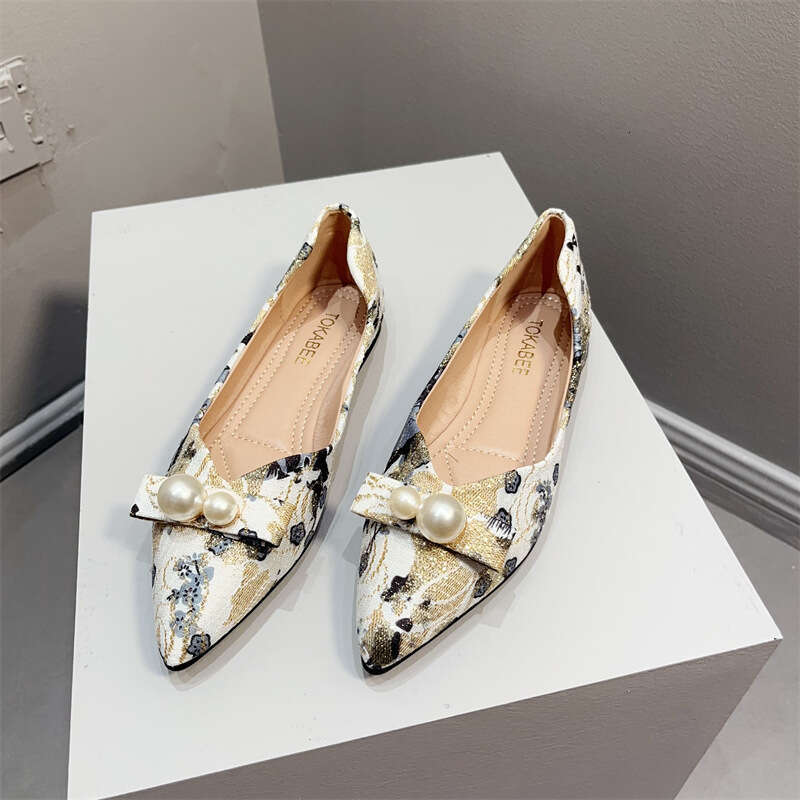 Sharp Pointed Sole Single For Women Flat Heels, Korean Version Spring And Autumn Scoop Shoes Paired With Cheongsam, Printed Women's Shoes, New Ch