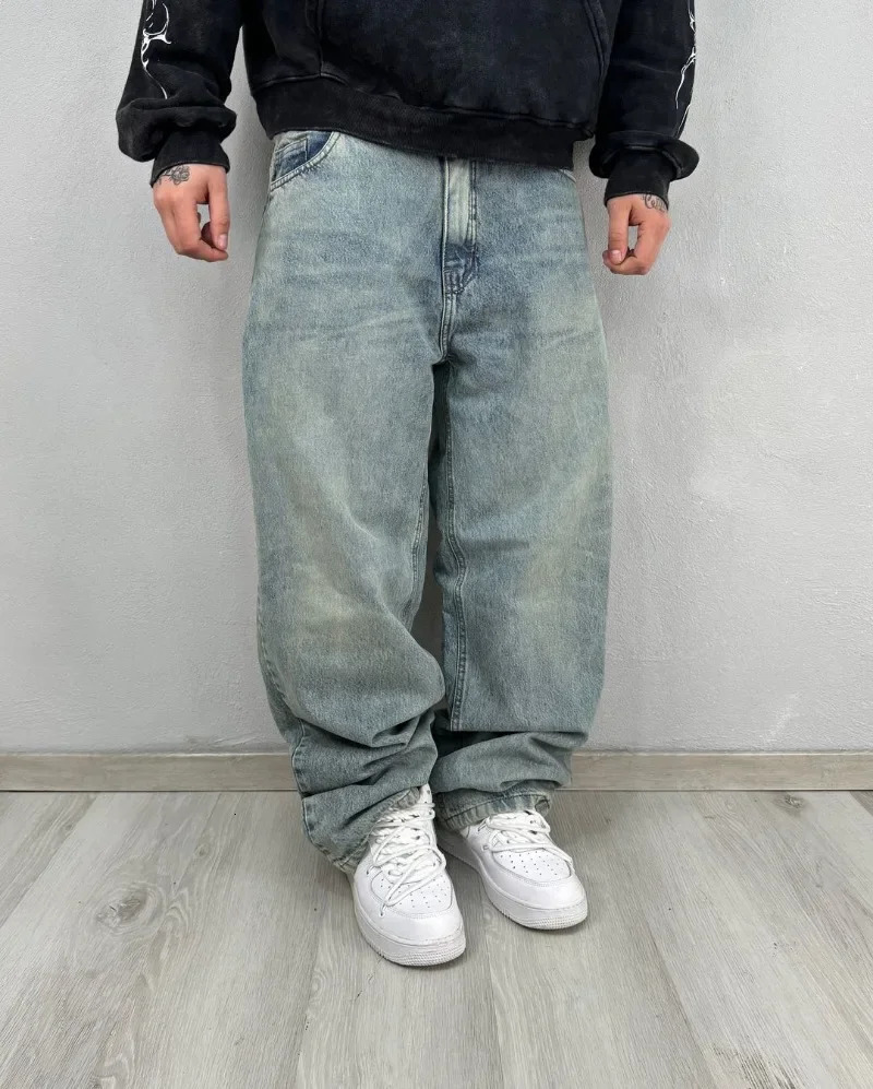 American Street Retro Personality Washed Highwaisted Jeans Men Y2k Haruku Hiphop Rock Casual Oversized Wideleg Pants Women 241104