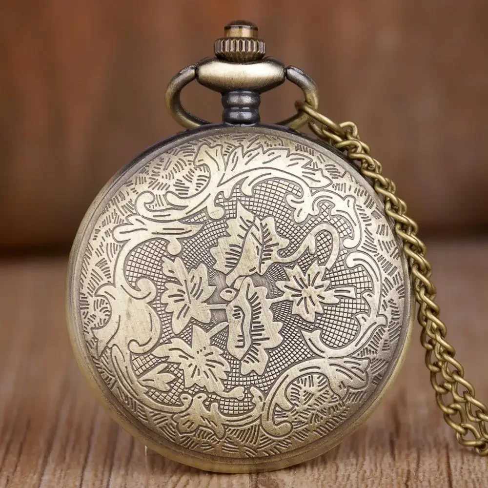 Vintage USSR Soviet Badges Sickle Hammer Pocket Watch Necklace Bronze Pendant Chain Clock Fashion Emblem Women Men GiftX241104