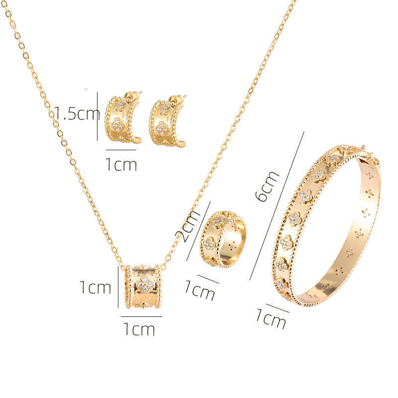 Women's Zircon Bracelet Ring Earring Pendant of Four High Quality Set Classic Plant wer Fashion Jewelry