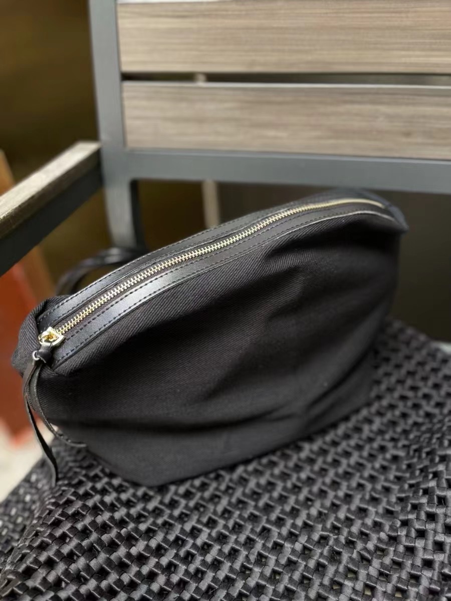 Large Capacity Hollow Tote For Women 2024 Designer Brand Handwoven Handheld Shoulder With Wallet Beach Bag Black