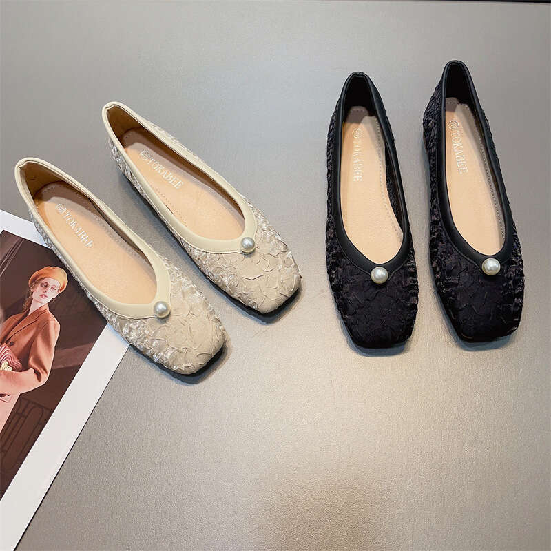Pearl Decoration Shallow Mouth Low Heel Silk Single For Women's Spring And Summer New Korean Version, One Foot Soft Sole Square Toe Versatile Sco