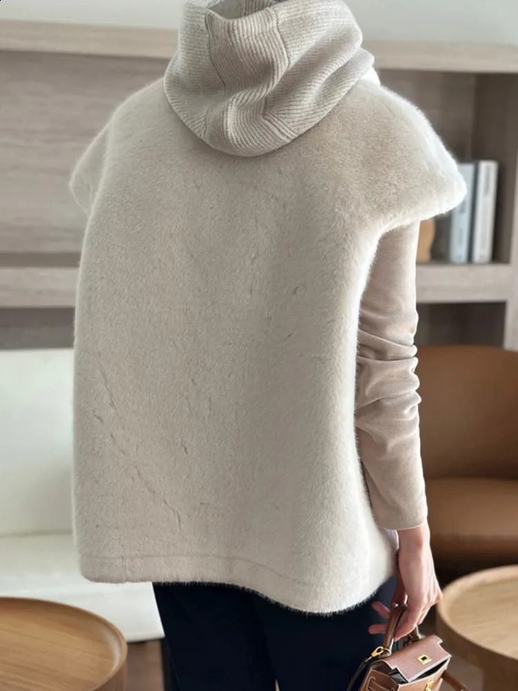 Home>Products>Sleeveless single chest mink vest>Fully matched womens winter thick waistband> autumn jacket 6O2502 241105
