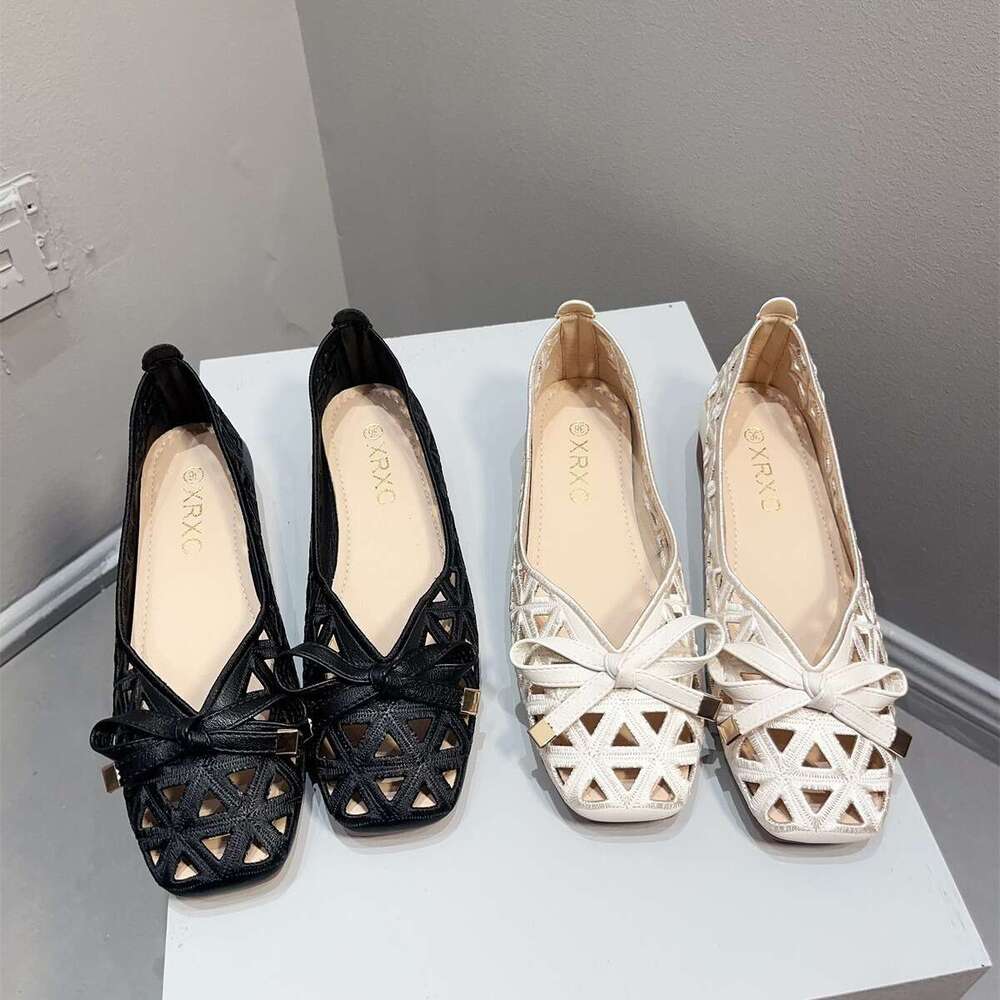 Breathable Hollowed Out Single Shoe Women's Summer Korean Version New Versatile Butterfly Bow Soft Sole Square Shallow Mouth Low Heel Toe Sandals