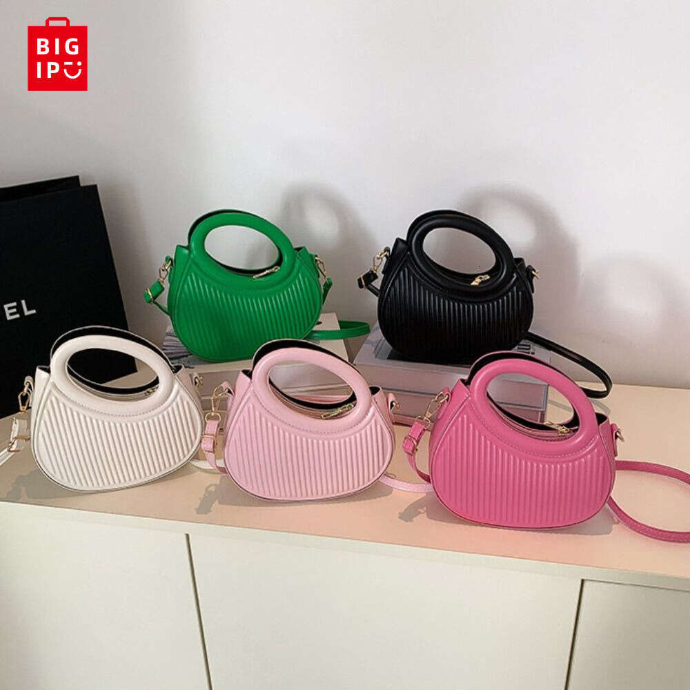 Designer Bag Fashion Women Shoulder Bag Armpit Bag Design Underarm Bag Pleated Saddle Bag Solid Color Messenger Bag Purse Handbags Saddle bag