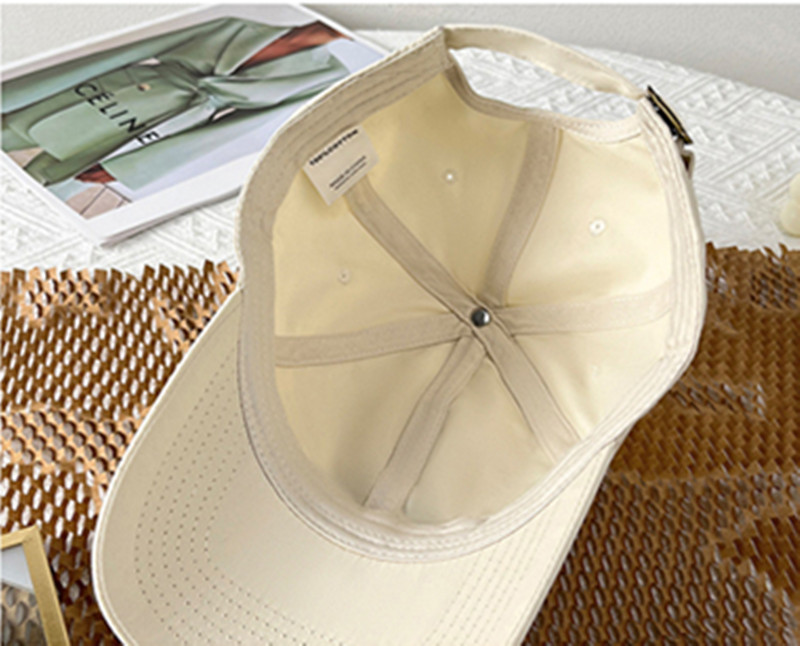 Free shipping New Designer Baseball caps hat Men Women fitted hats Luxury embroidered baseball cap Sun Hats Adjustable cap H-8