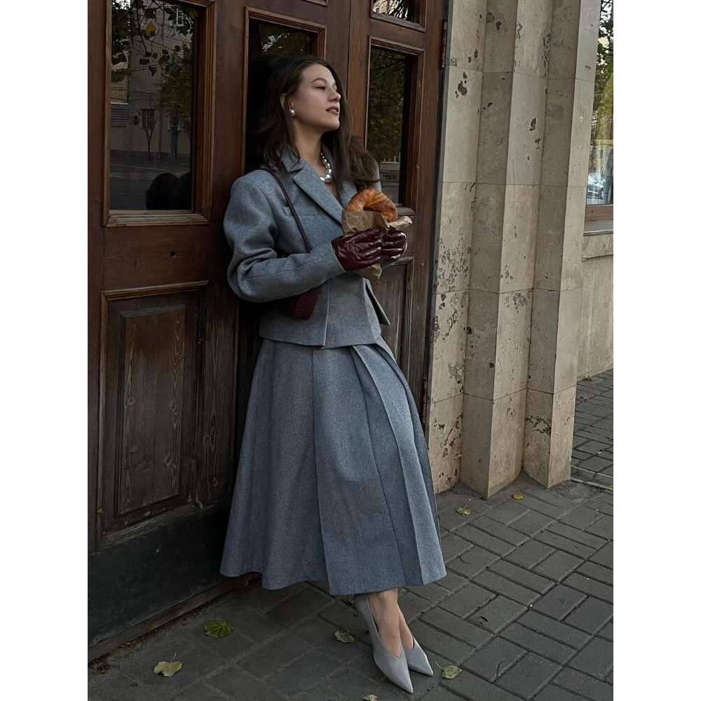 Elegant gray pleated A-E long skirt women's designer set chic stand up collar pocket button jacket set women's autumn commuting streetwear