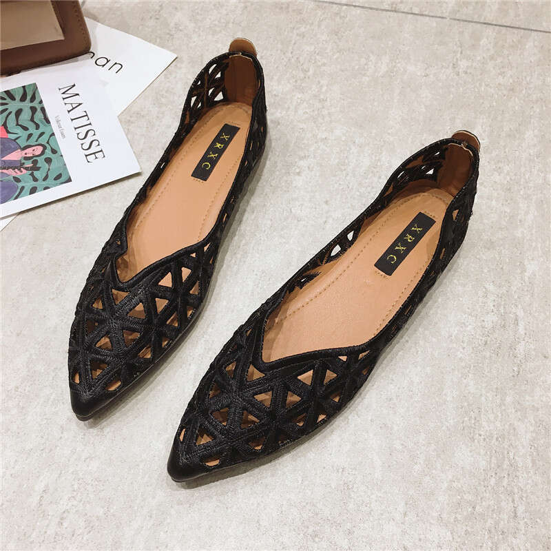 Korean Version Fashionable Versatile Pointed Shallow Mouth Soft Sole Ladies Fairy Hollow Breathable Flat Single Shoes Women