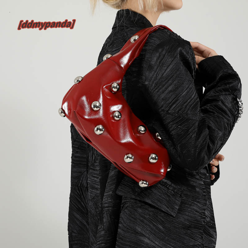 2024 New Riveted Ball Underarm Trendy Fashion, niche Design, Single Personalized Cross Shoulder Women's Bag #29 ddmypanda