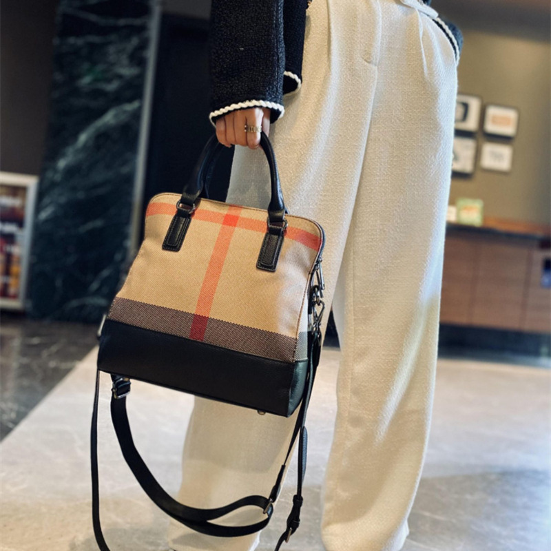 New Genuine Leather Plaid HandBag 2023 High Capacity Shoulder Bags Fashion Brand Designer Trends Handbag