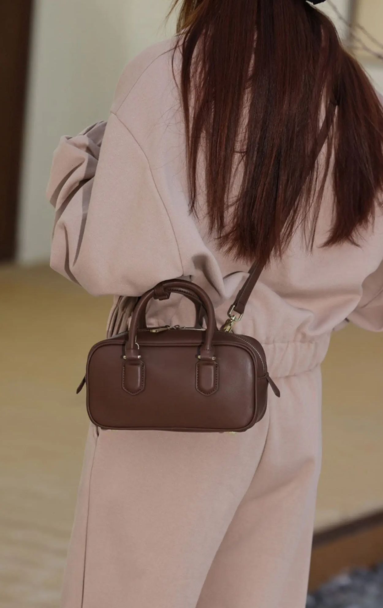 Oxford Clutch Bags Shape In Trapeze With Beige Black Brown or Coffee Fashion Big Bags For Female Purses Trendy