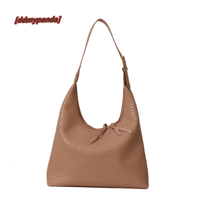 High end, large capacity commuting tote dumpling shoulder women's versatile 2024 armpit bag, niche #31 ddmypanda