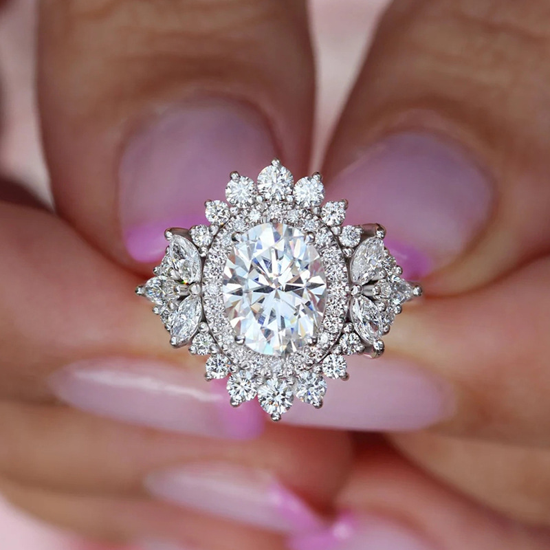2024 Choucong Brand Couple Wedding Rings Vintage Jewelry 925 Sterling Silver Fill Oval Cut White 5A Cubic Zircon Party Women Eternity Bridal Crown Rin