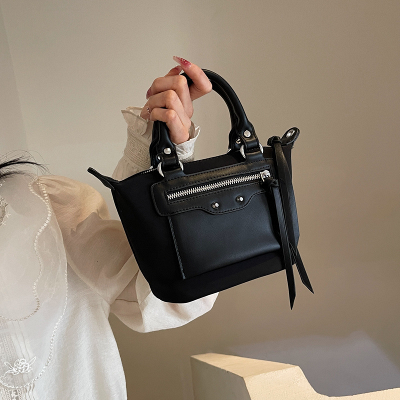 Wallet Designer Bag Tote Bags Niki Purse Duncks Fashion Classic 10a Top Woman Handbagevening Small for Women New Fashionable Handheld Mini Korean Text