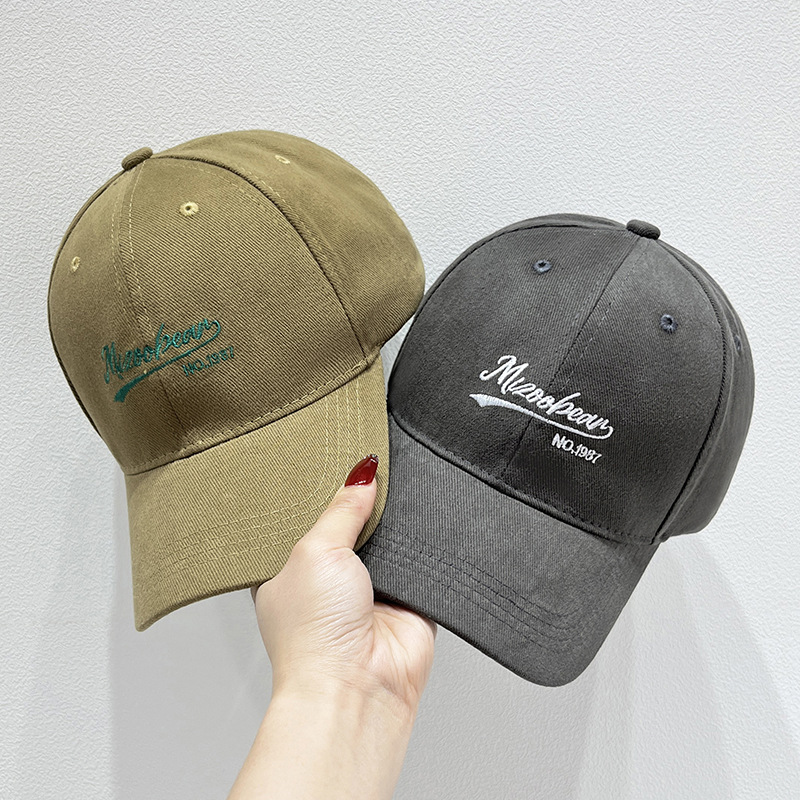Free shipping New Designer Baseball caps hat Men Women fitted hats Luxury embroidered baseball cap Sun Hats Adjustable cap F-9