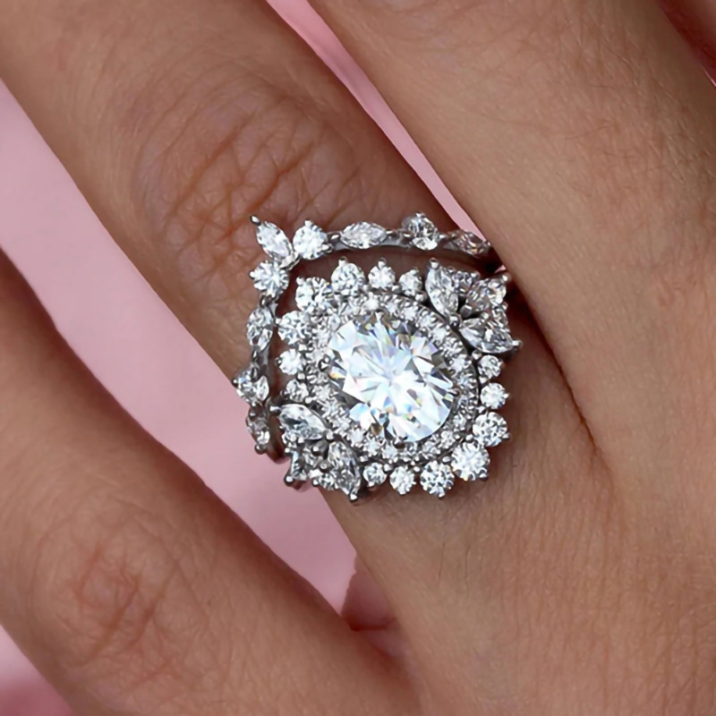 2024 Choucong Brand Couple Wedding Rings Vintage Jewelry 925 Sterling Silver Fill Oval Cut White 5A Cubic Zircon Party Women Eternity Bridal Crown Rin
