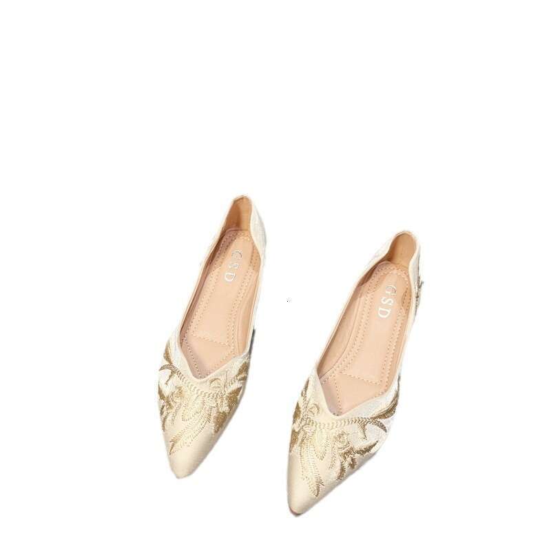 Antique Style Chinese Embroidery Single Women's Bean Korean Version New Elegant Temperament Silk Fairy Evening Embroidered Shoes