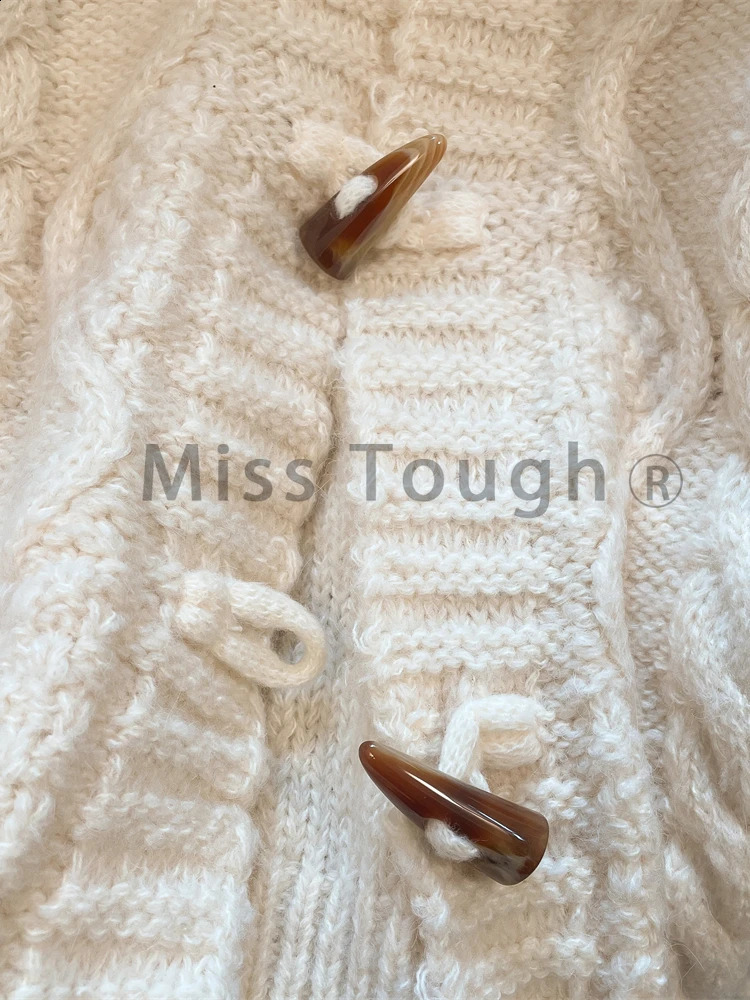 Autumn France Warm Loose Top Chic n Bull Horn Buckle Sweater Female Pretty Fashion Hooded Knitting Cardigan 2024 241105