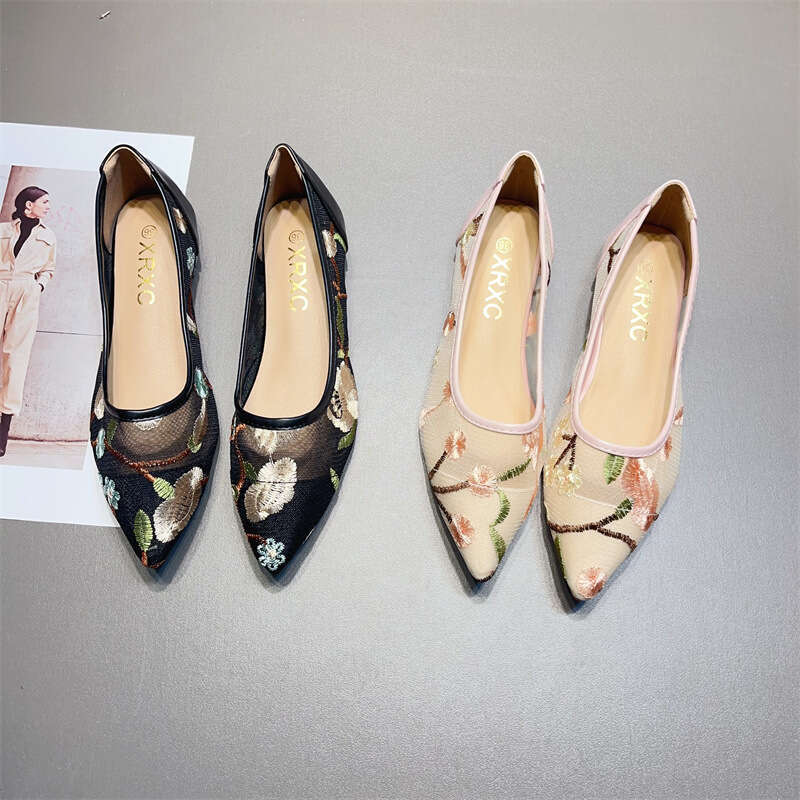 Sandals Summer Korean Version Versatile Flower Ancient Hanfu Pointed Mesh Embroidery New Chinese Style Women's Shoes