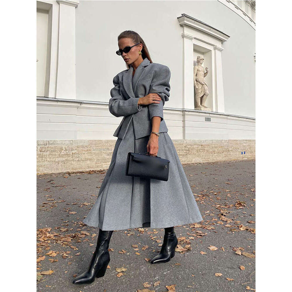 Elegant gray pleated A-E long skirt women's designer set chic stand up collar pocket button jacket set women's autumn commuting streetwear