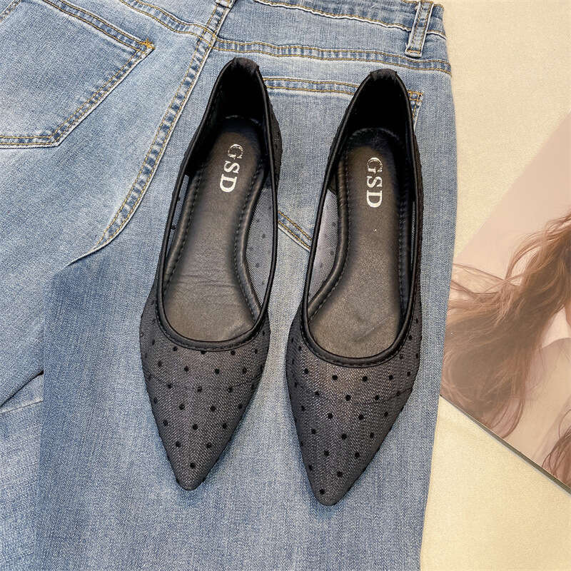 Sandals Fashion Korean Version Spring And Summer New Breathable Polka Dot Mesh Pointed Toe Comfortable Soft Sole Flat Heel Women's Shoes