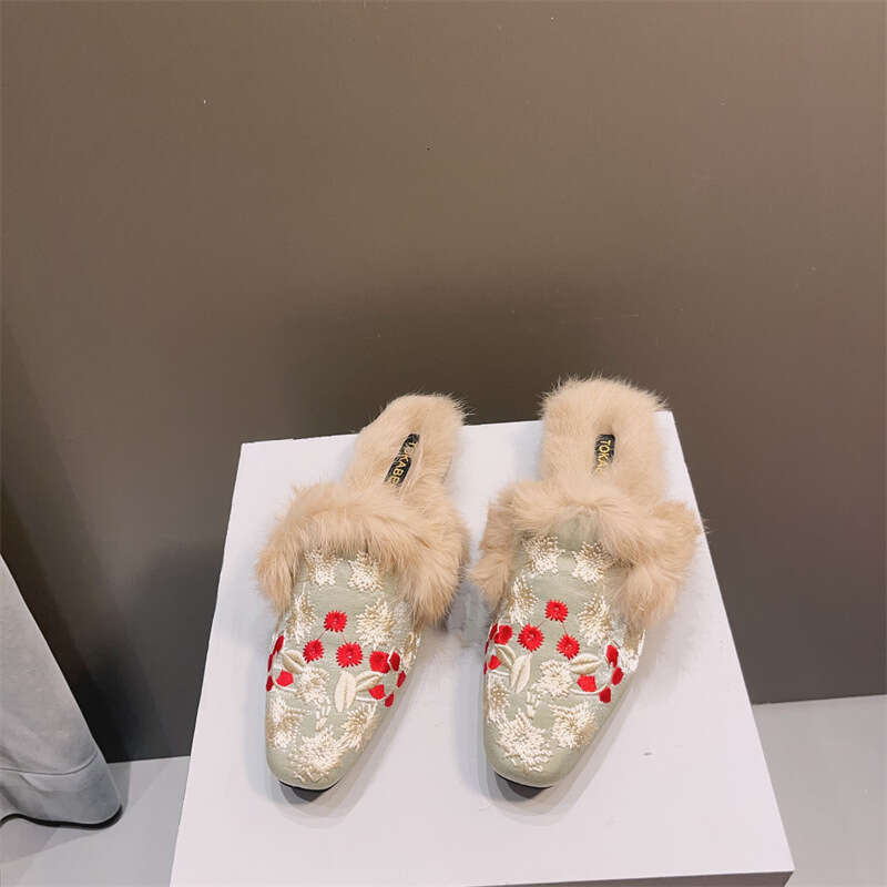 Korean Version Autumn And Winter New Fashion Fabric Velvet For Women's Outerwear, Embroidered With Chinese Style, Support, Half Slippers, Hairy S