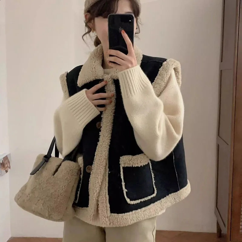 Womens autumn and winter cashmere vest Korean fashion loose sleeveless jacket top thick prefabricated style casual vest jacket 241105