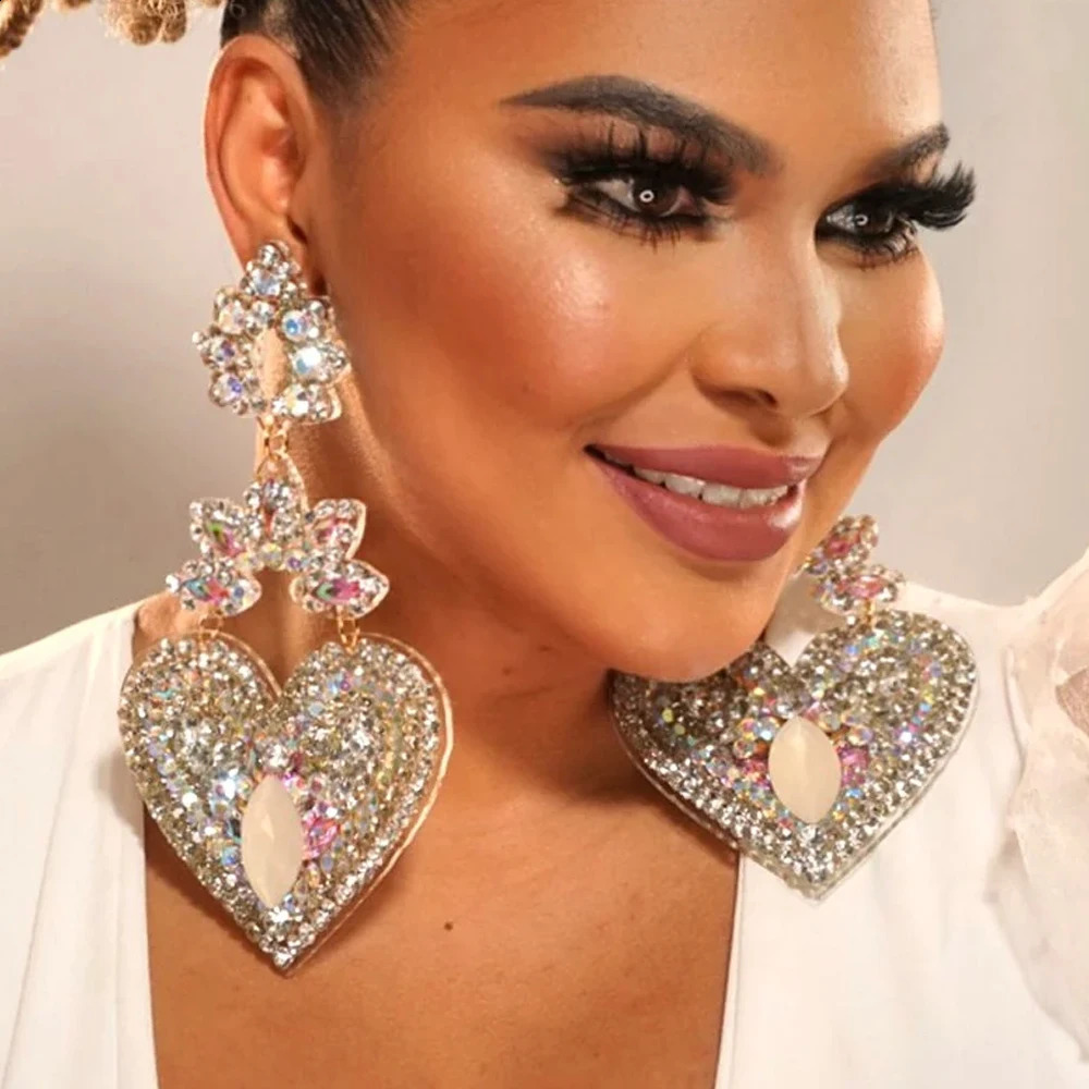 Fashion Exaggerated Heart Dangle Earrings Wedding Accessories Tendance Oversize Love Crystal Hanging Earrings Party Gift 241105