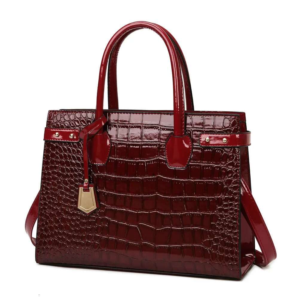 Designer Bag Women's Handbag Large Capacity Single Shoulder Bag Women's Diagonal Cross Bag Versatile Crocodile Women's Bag Wholesale Of