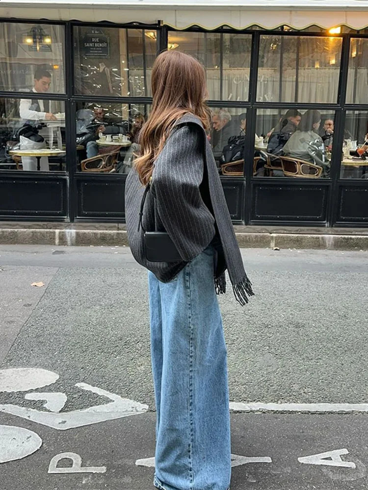 Causal Fashion Striped Scarf Collar Short Jacket Women Wool Blend Single Breasted Crop Coat Autumn Street Warm Outwear 241105