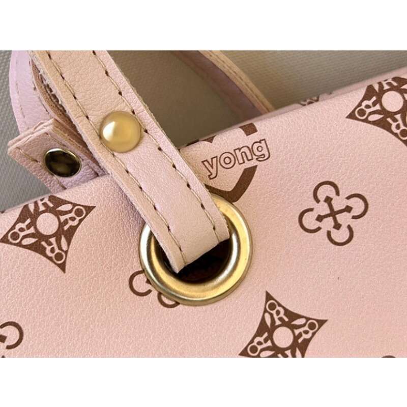 Designer Bag Large Capacity Shoulder Bag Two-Piece Set L2024 New Women's Bag Ladies Handbag European Tote Bag Women