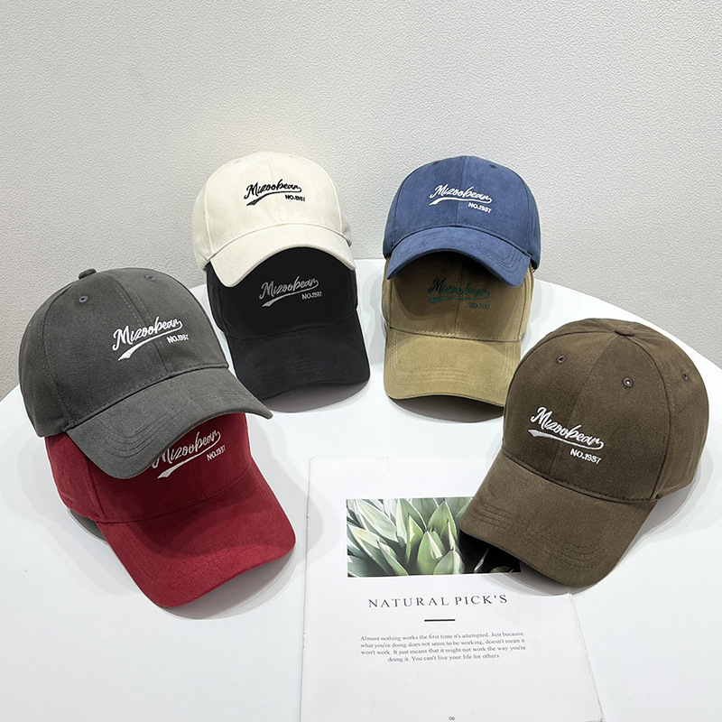 Free shipping New Designer Baseball caps hat Men Women fitted hats Luxury embroidered baseball cap Sun Hats Adjustable cap F-9