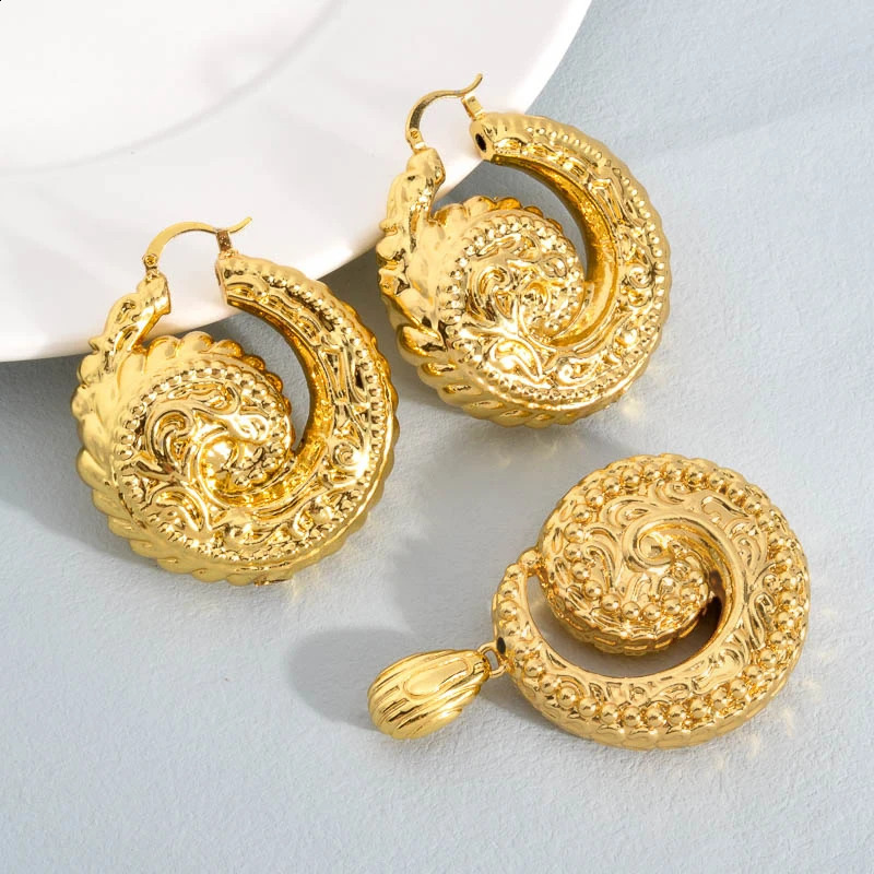 Sunny Jewelry Sets For Women Copper Pendent Necklace Earrings Dubai 18K Gold Plated Large Geometry Charm Gift for Wedding Party 241105