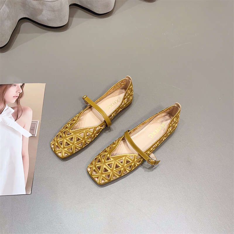 Single Shoe With Square And Soft Sole, Women's Korean Version Summer New Flat Bottomed Scoop Shoes, Perforated Breathable Toe Sandals