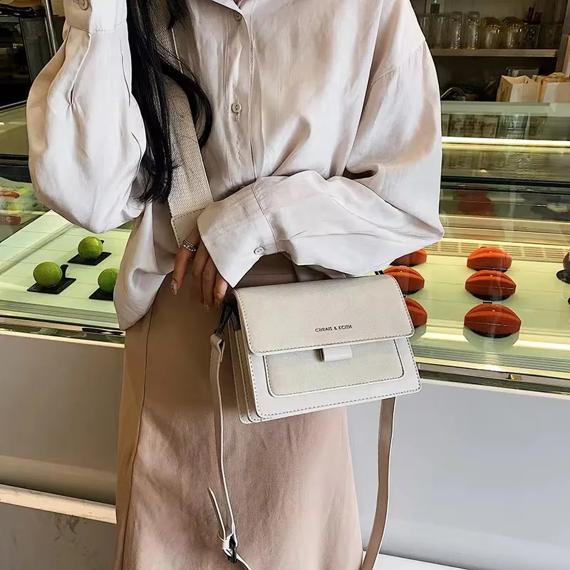 Home>Products> Handbags>Womens Handbags>Fashion Handbags>Womens Handbags 241105