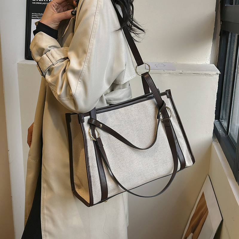 New designer women's large capacity casual shoulder armpit new canvas contrasting handbag fashion bag