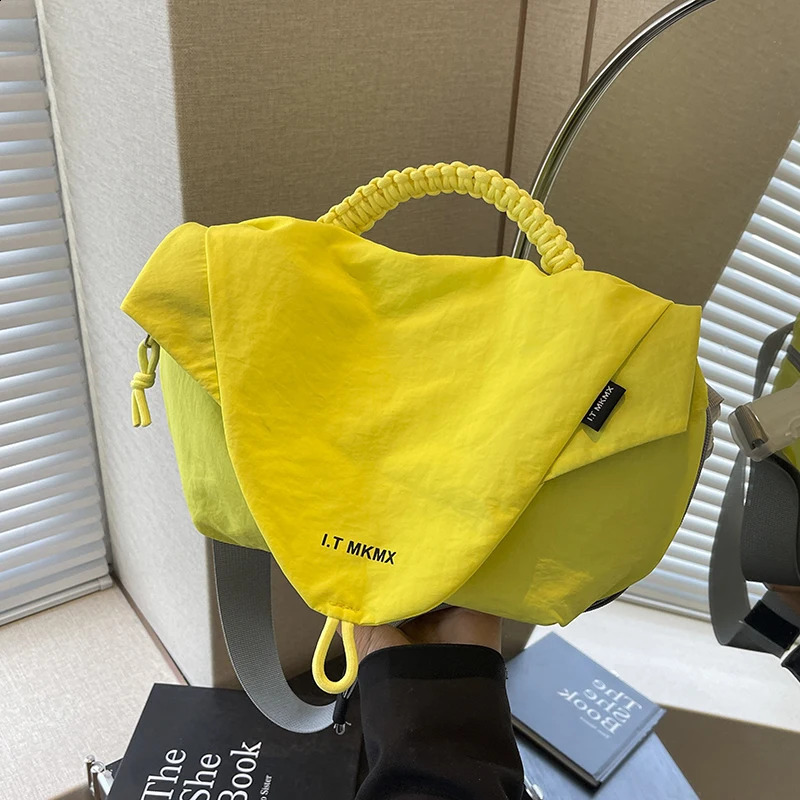 Fashion Nylon Stray Bag Shoulder Cross Body Bag Womens Handbag and Wallet Fashion Travel Bag 241105