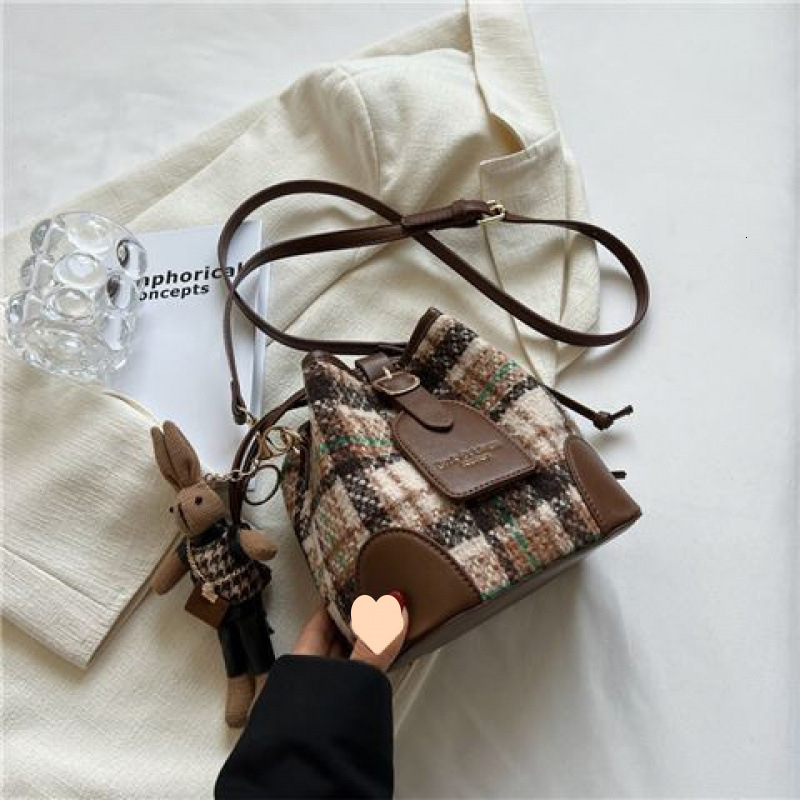 Bag Tote Wallet Designer Bags Niki Purse Duncks Fashion Classic 10a Top Woman Handbagevening Autumn and Winter Large Capacity Commuting Bucket for Wom